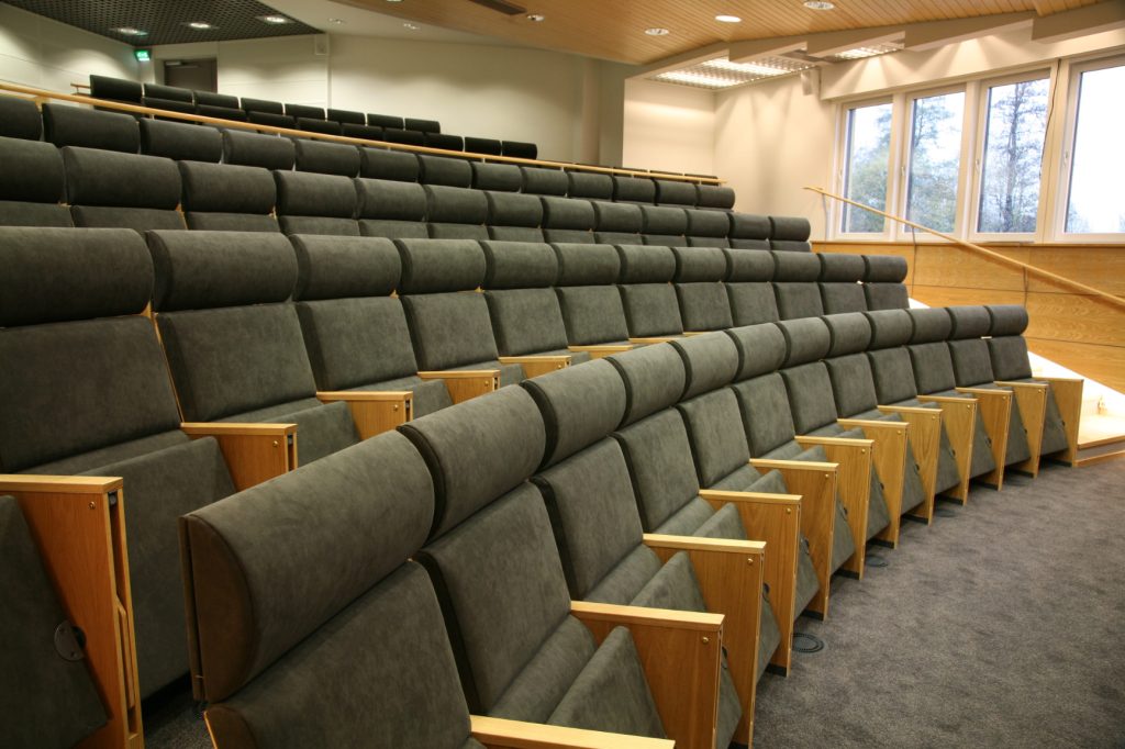 auditorium stoelen