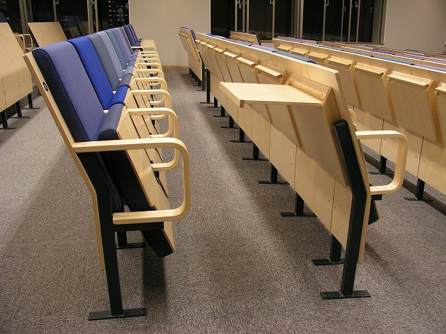 auditorium stoelen