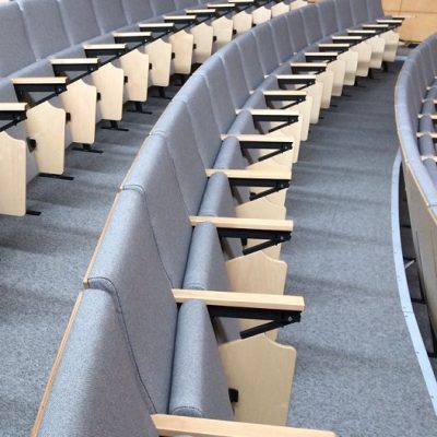 auditorium stoelen